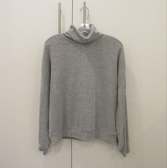Revamped Grey Turtle-Neck Top - Picture 1 of 4